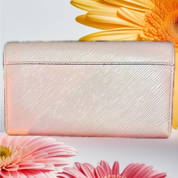 Louis Vuitton Twist Epi Wallet - Picture 4 of 10